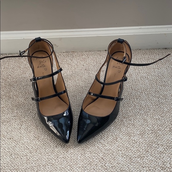 Banana Republic Shoes - Black Patent Leather dress heel